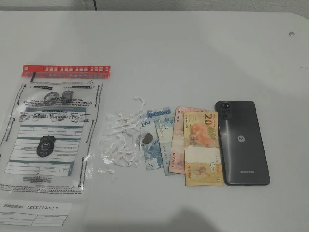 Polícia Militar de Porto apreende adolescente com 19 pedras de crack